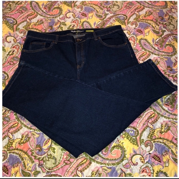 Jeans - Style & Co Woman, Easy Fit, Straight Leg - Picture 2 of 8